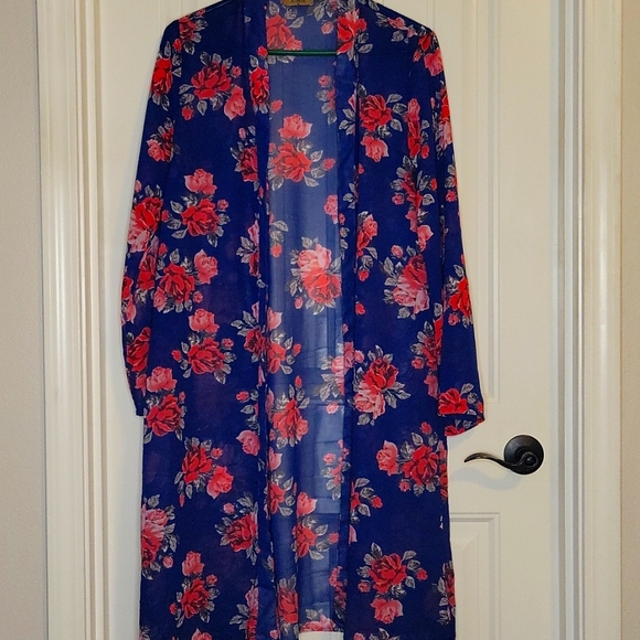 Jorja Large kimono - Picture 1 of 3